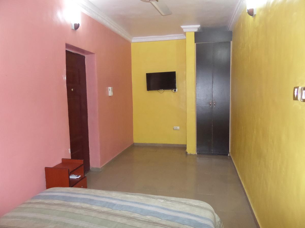 De-Zone Hotel Ikotun Eksteriør billede